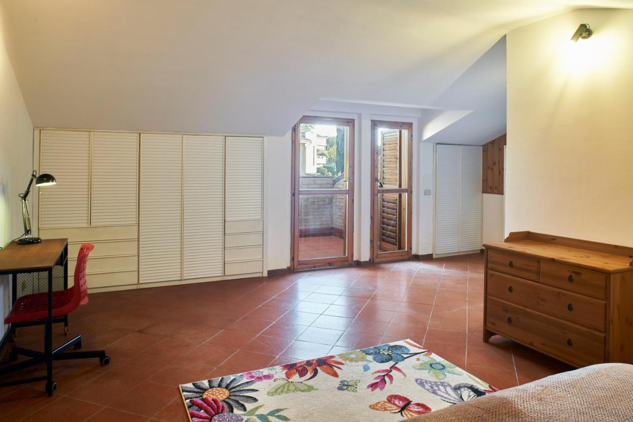 Appartement Little Brick House On Siena Hills With Balconies Extérieur photo